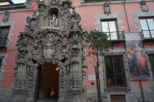 Entrada principal del Museo de Historia de Madrid. Foto @Unsereno