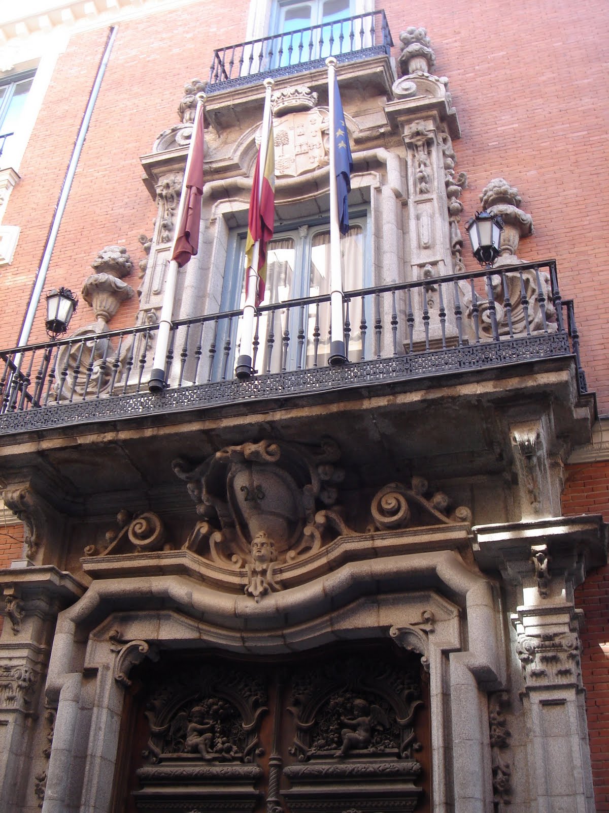 Pedro de Ribera: Portada del Palacio de Santoña.
