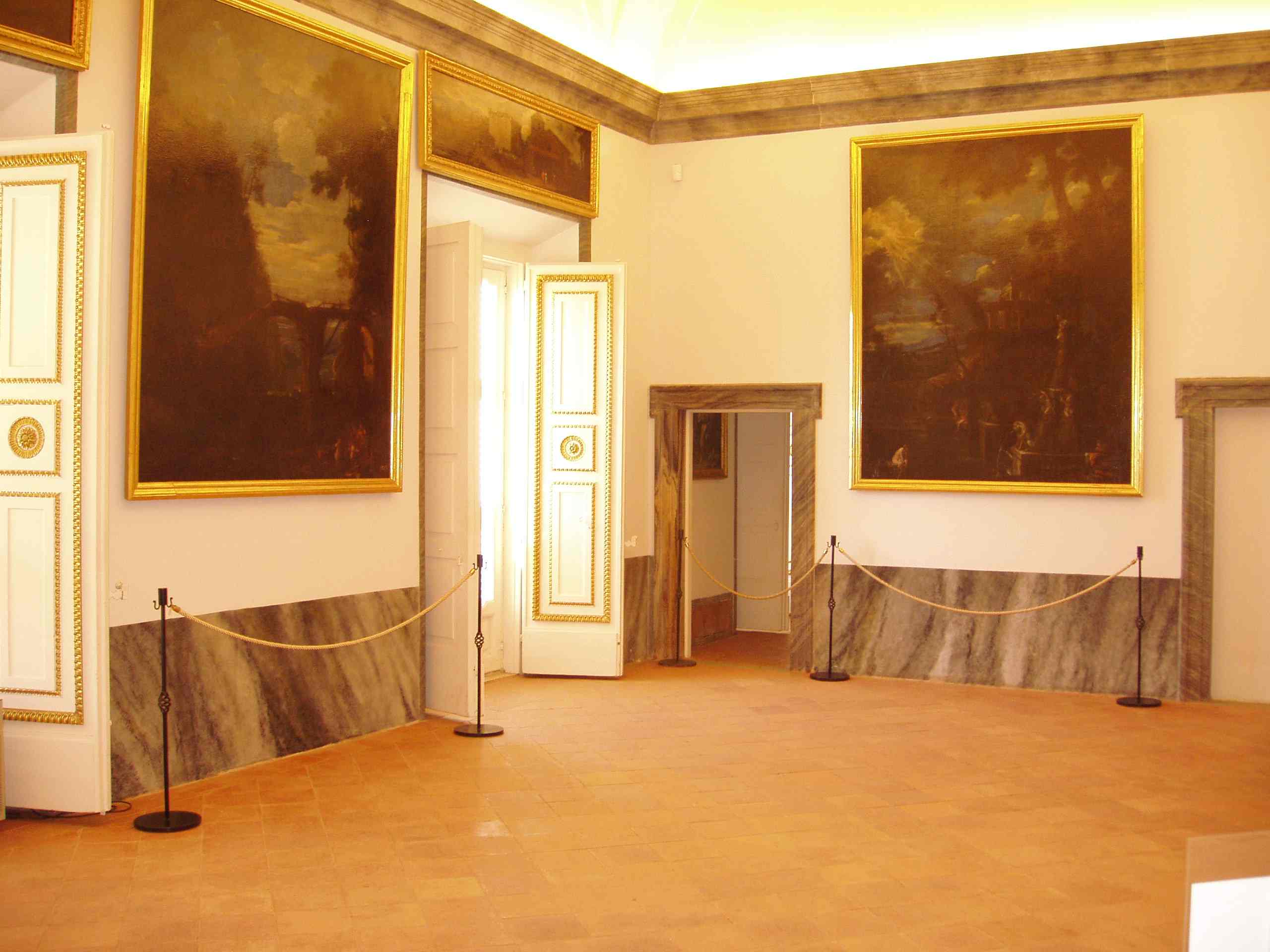 Vista en la actualidad del tercio de la Galería de Paisajes que ha podido ser recuperado en el Palacio Real de Aranjuez.
