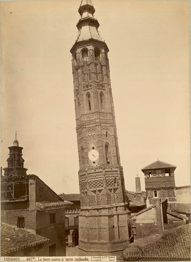 J. Laurent: La Torre Nueva, derribada en 1892 por decisión del Ayuntamiento de Zaragoza. Fondo IPHE.